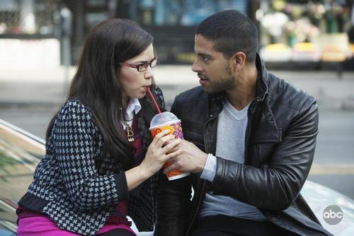  Ugly Betty - Episode 4.06 - Backseat Betty - Promotional चित्रो