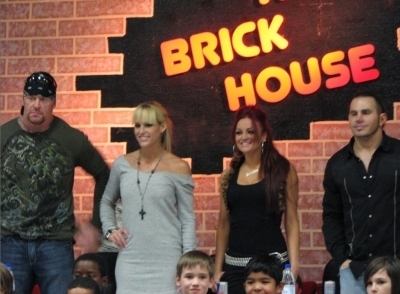  Undertaker,Michelle,Maria,Matt Hardy