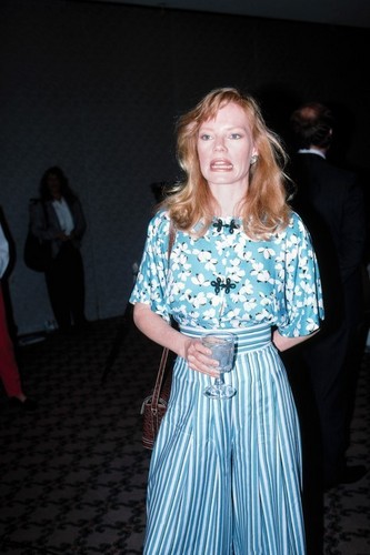  Marg @ 26th Annual Publicists Guild of America Awards [March 27, 1989]