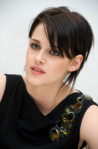  New Moon Press Conference