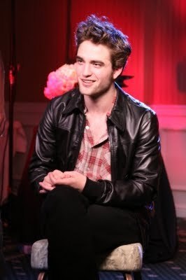  Rob's pic from Access Hollywood Interview