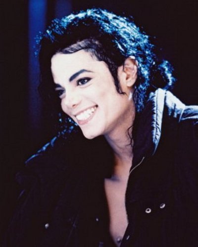  Smile with Michael