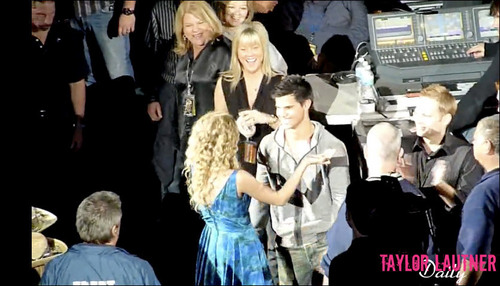  taylor lautner at taylor veloce, swift concerto