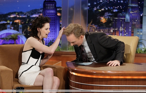  The Tonight tampil With Conan O'Brien
