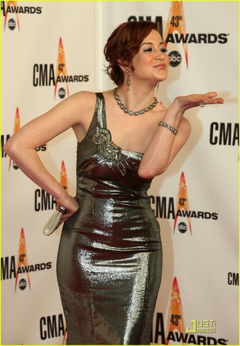  Kellie @ 2009 CMA Awards