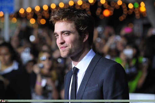  New HQ Pictures of Rob last night
