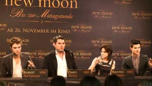  New Moon Cast and Director at The Munich Press Conference