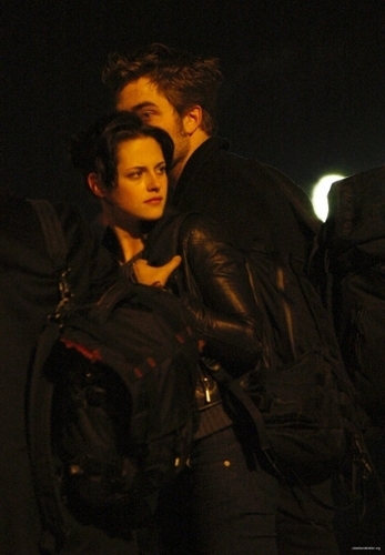  Robsten - Departing Paris for Bourget Airport (11.10.09)