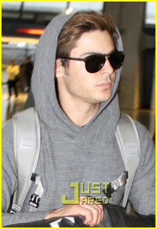  Zac Efron in DC 9/11/09