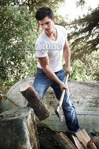  Even еще Taylor Lautner for Rolling Stone