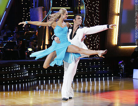  Dancing with the Stars - Week Eight