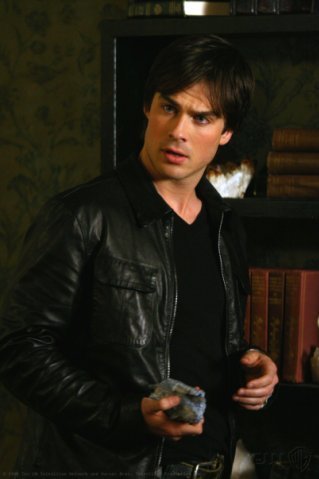  Ian (The Vampire Diaries)