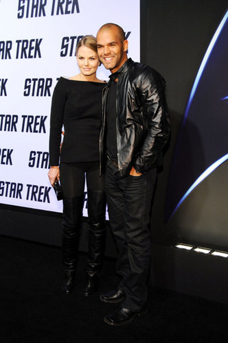  Jennifer @ 'Star Trek' DVD Release Party [November 16, 2009]