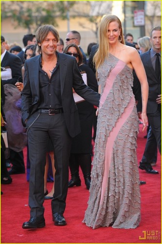 Nicole Kidman & Keith Urban - AMAs 2009 Red Carpet