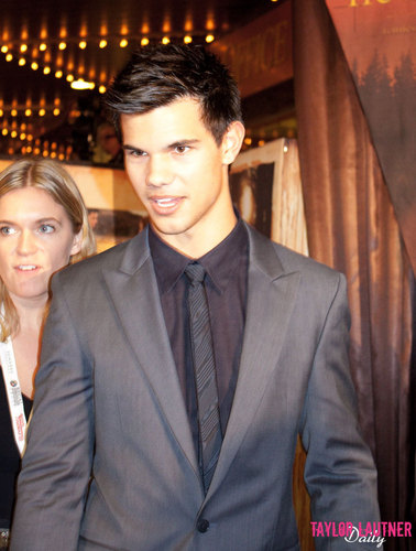  Taylor Lautner (Knoxville)