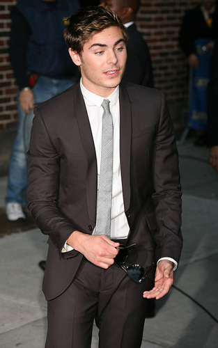  Zac at "Late hiển thị with David Letterman"