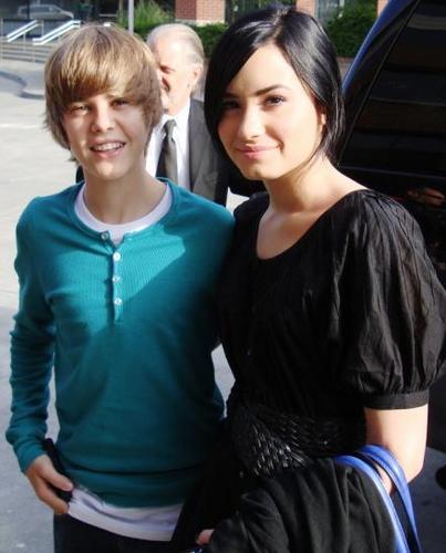  Demi and Justin Bieber