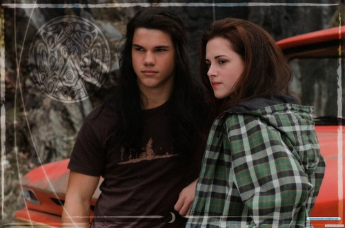  HQ Pictures of New Moon