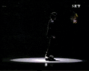  Michael Jackson Moonwalking