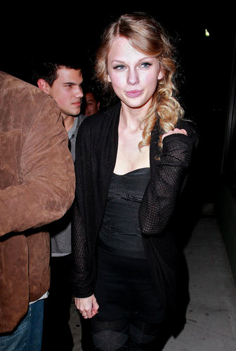 Taylor & Taylor Reunite on 'Valentine's Day'