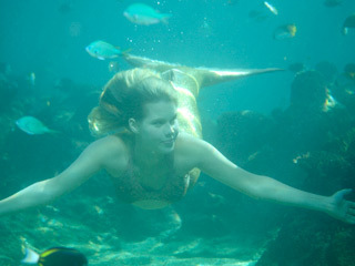 emma underwater