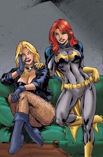  Black Canary & Batgirl