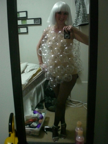  हैलोवीन Costume! Bubble Suit!