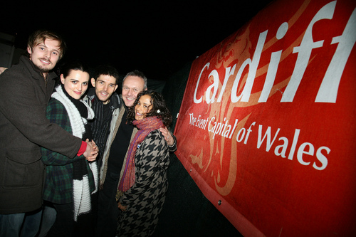  Merlin Cast at Cardiff giáng sinh Light Switch-On