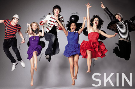  April with skins cast in mais Magazine