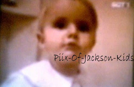  Jackson's शिशु ;*