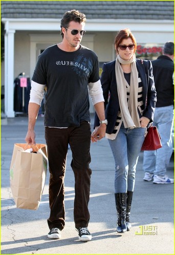  Kate shopping in Hollywood