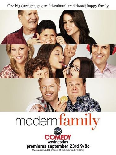  Modern Family Promotional Poster
