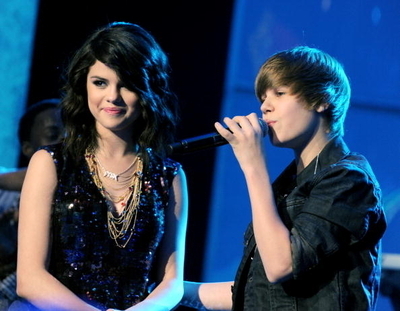  sel and justin bieber Dick Clark's New Year's Rockin' Eve