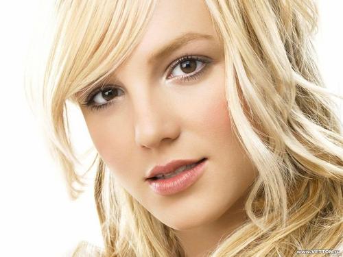 Britney<3