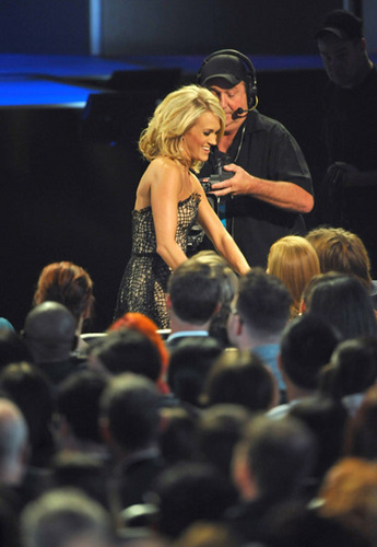  Carrie @ 2010 People's Choice Awards