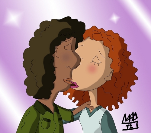  Darren and Ginger s’embrasser