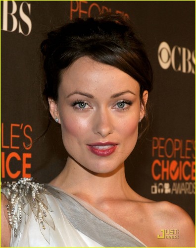  Olivia Wilde: People’s Choice Awards 2010 Red Carpet