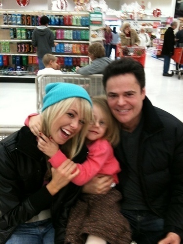  chelsie,donny osmend,and chelsie's niece