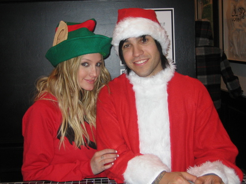  Ashlee And Pete क्रिस्मस