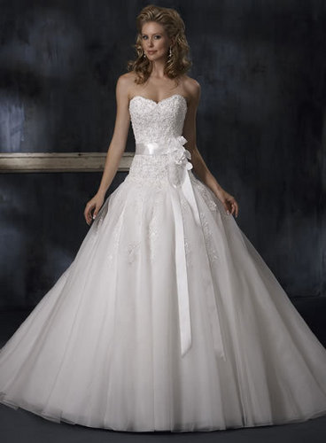  Bridal vestido