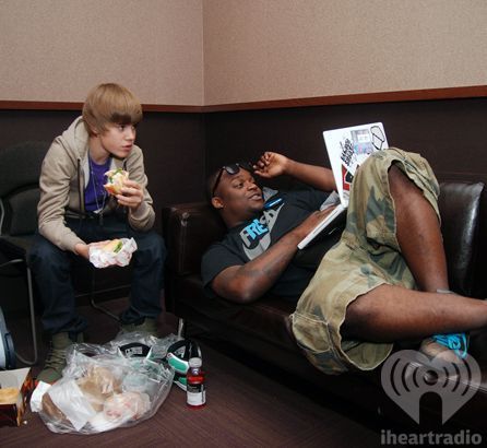  Justin Bieber Eating a Sub?