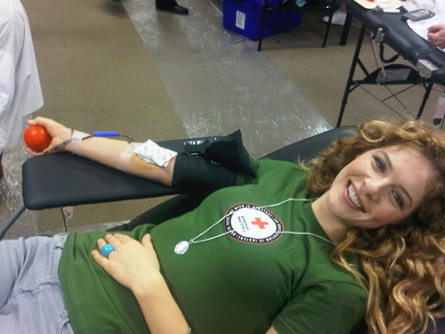  Rachelle Lefevre Gives Blood to Help Haiti