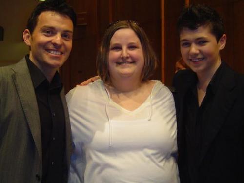  Ryan and Damian with a fan