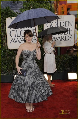  Tiny @ 2010 Golden Globe Awards