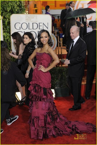  Zoe @ 2010 Golden Globe Awards