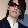 Aoi in sunglasses makiruki photo