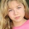 I think I just turned 13 in this pic. Or I may have been in my late 13. Jennette_iCarly photo