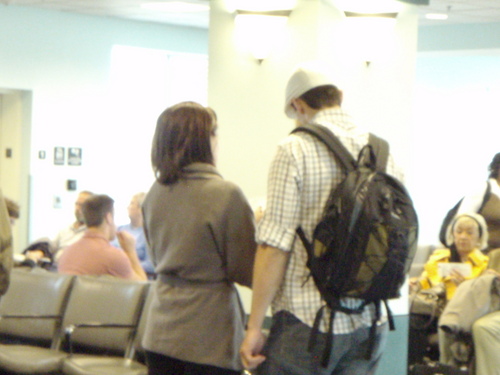 Jophia at the airport - new<3