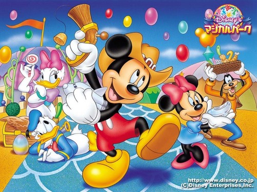  Mickey mouse natal