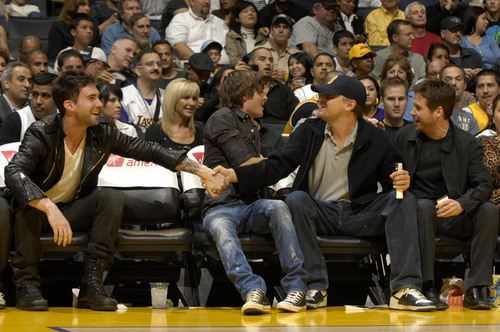  Adam, Zac, Leo & Kevin enjoy the Lakers